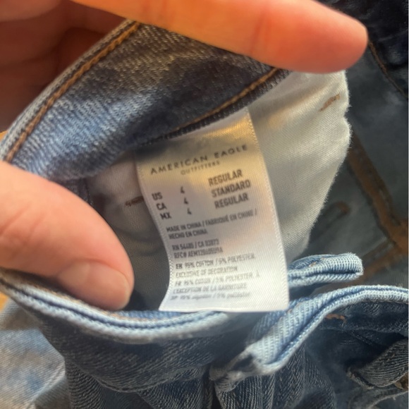 American Eagle Mom Jeans - Picture 5 of 6